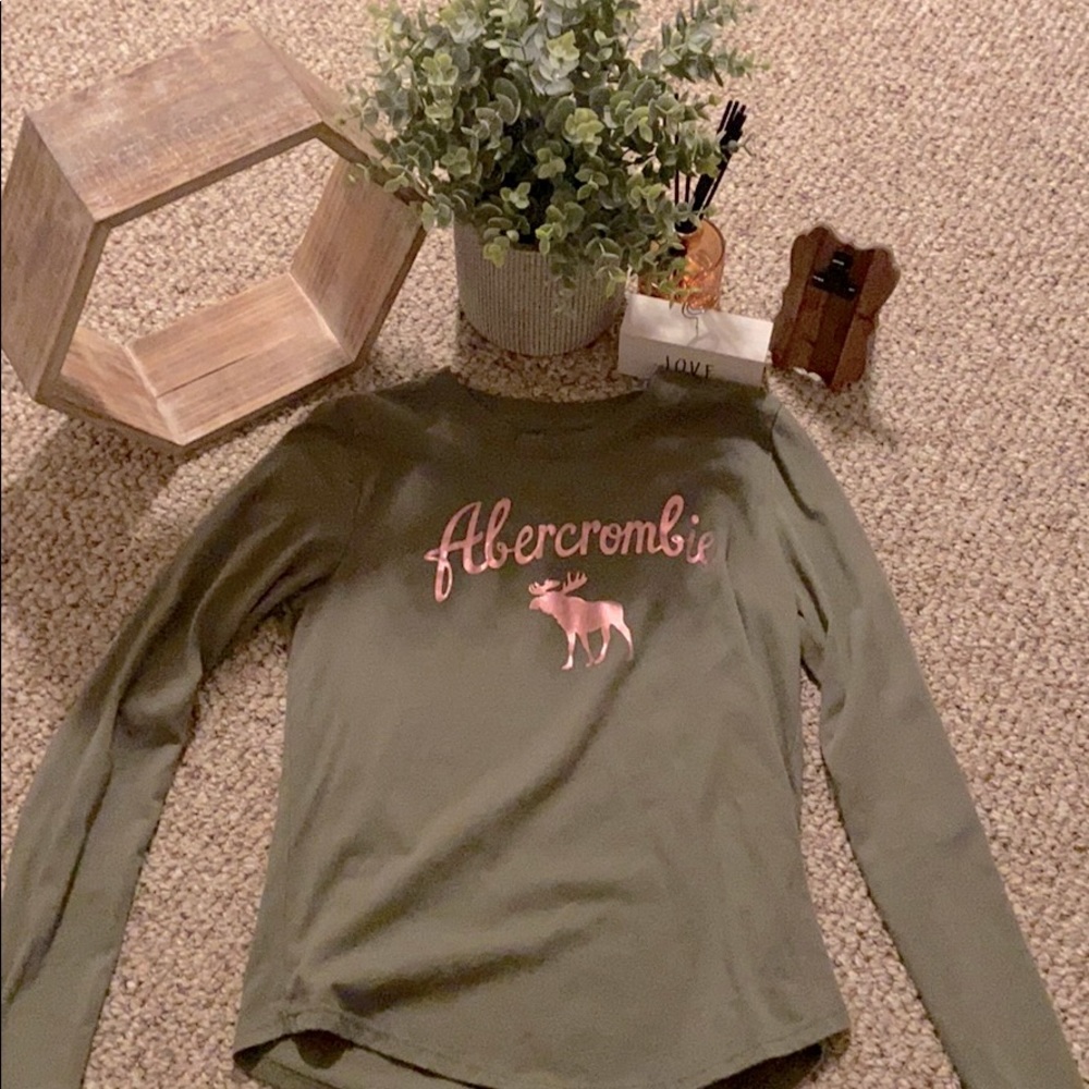 Long sleeve Abercrombie shirt